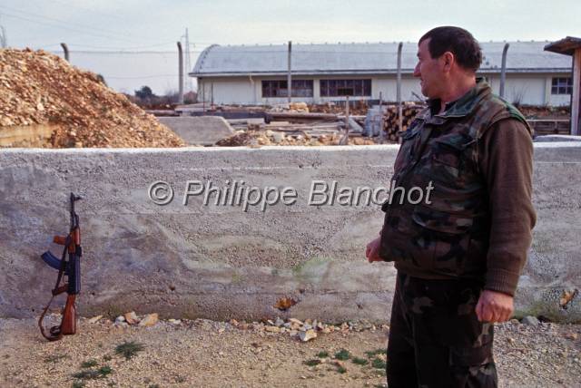 croatie reportage 08.JPG - Militaire près de ZadarCroatie, février 1994